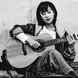 女人下面被艹视频
